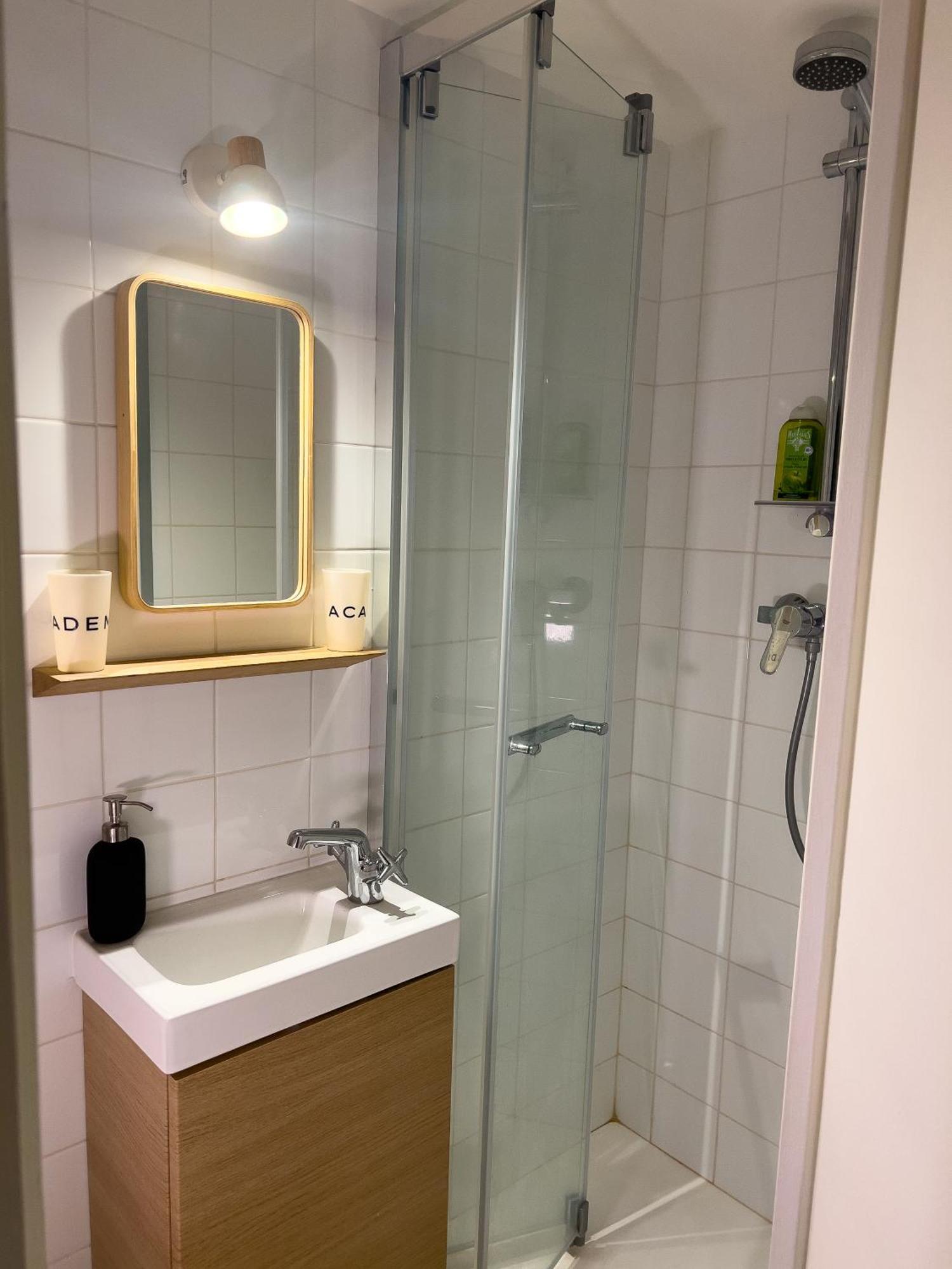 Joli Studio A Madeleine Appartement