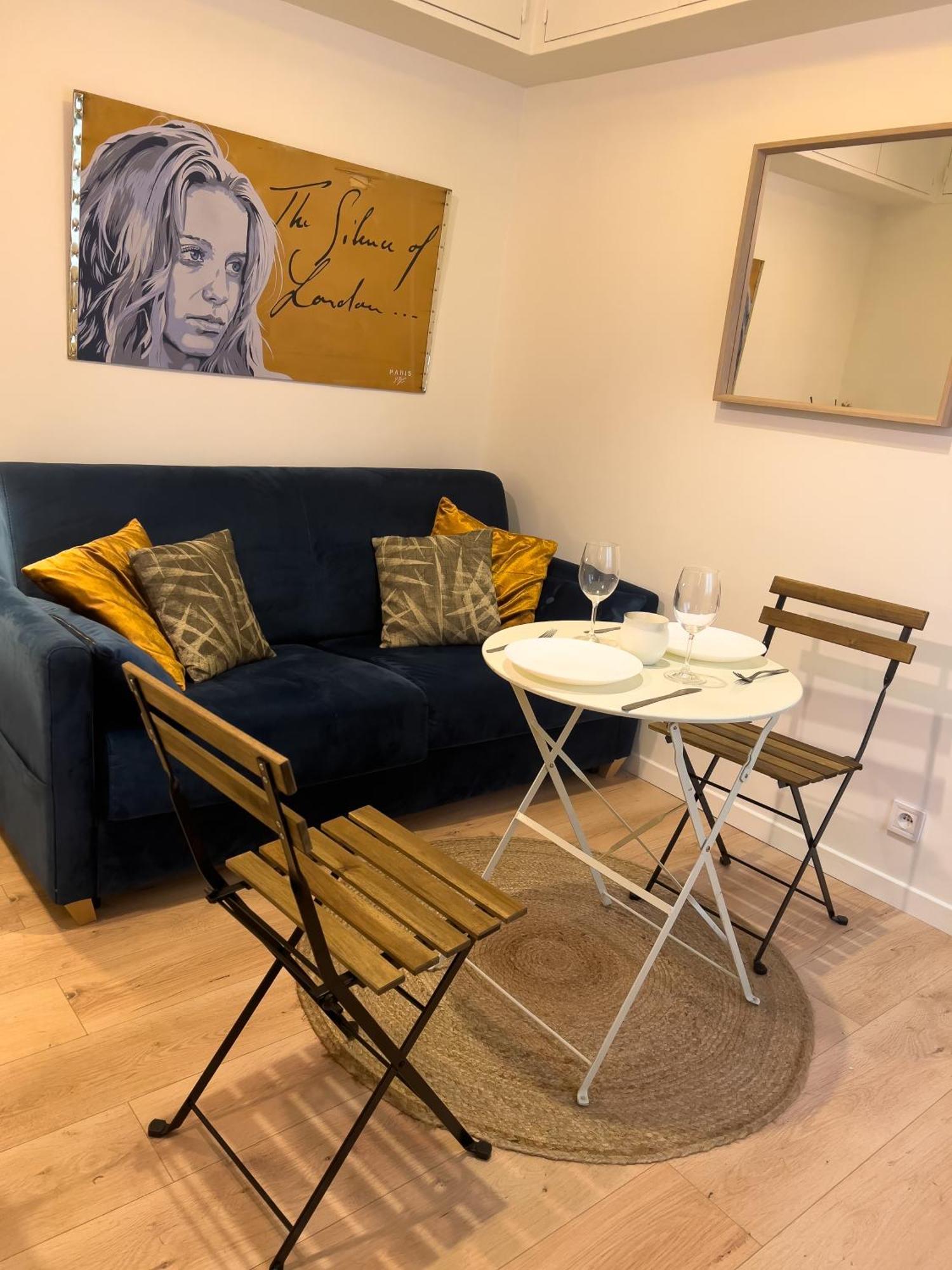 Joli Studio A Madeleine Appartement Parijs